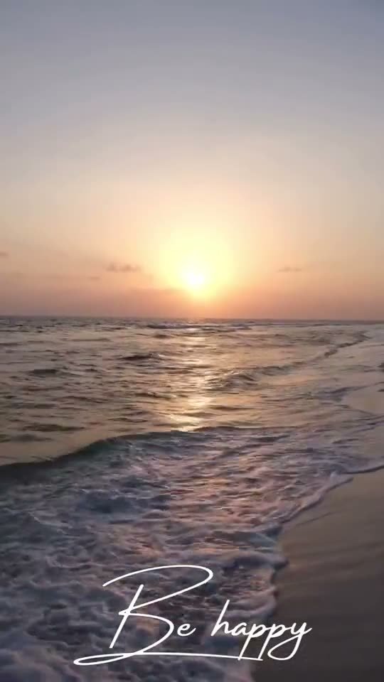 Sonnenuntergang über dem offenen Meer